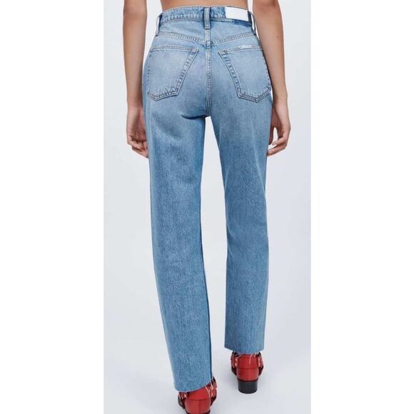 REDONE 70s Ultra High Rise Stove Pipe in Worn Blue Wash Button Fly sz 23 EUC - Picture 2 of 11